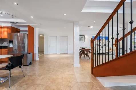 110 Hendricks Isle Fort Lauderdale FL 33301