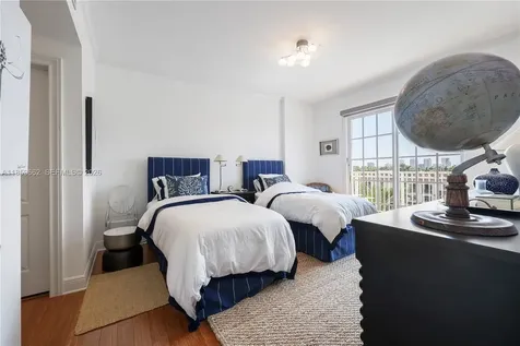 110 Hendricks Isle Fort Lauderdale FL 33301