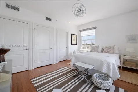 110 Hendricks Isle Fort Lauderdale FL 33301