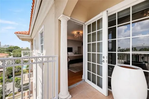 110 Hendricks Isle Fort Lauderdale FL 33301
