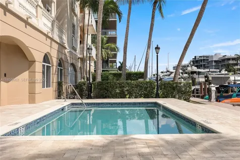 110 Hendricks Isle Fort Lauderdale FL 33301