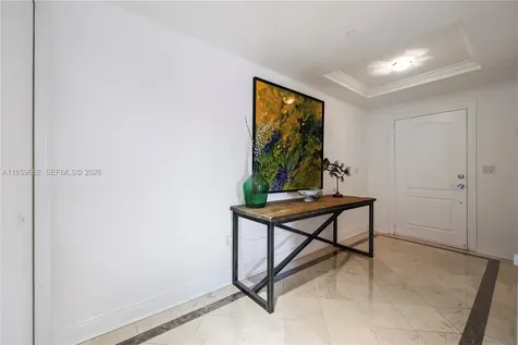 110 Hendricks Isle Fort Lauderdale FL 33301