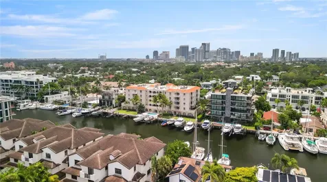 110 Hendricks Isle Fort Lauderdale FL 33301