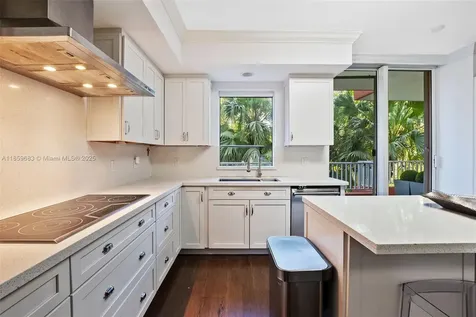 781 Crandon Boulevard Key Biscayne FL 33149
