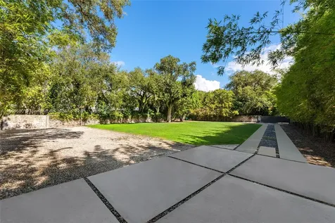 3887 Little Avenue Miami FL 33133