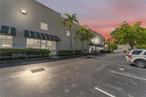 1071 NW 31st Avenue Pompano Beach FL 33069