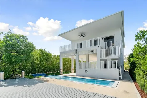 862 Cardinal Lane Key Largo FL 33037