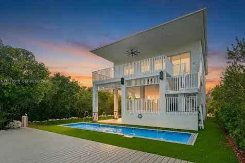 862 Cardinal Lane Key Largo FL 33037