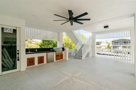 862 Cardinal Lane Key Largo FL 33037