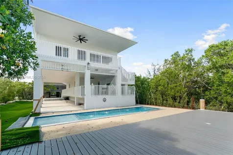 862 Cardinal Lane Key Largo FL 33037