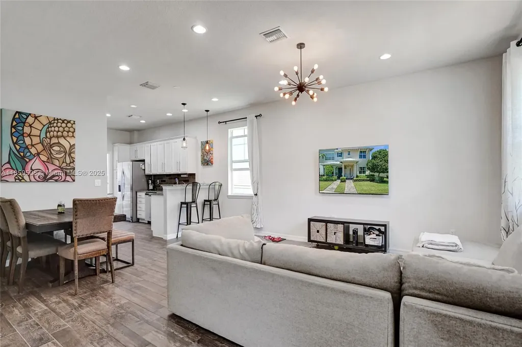 4046 Long Leaf Lane Hollywood FL 33021