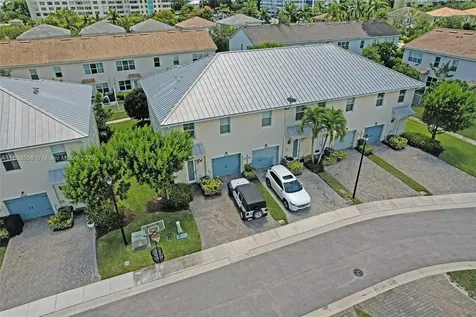 4046 Long Leaf Lane Hollywood FL 33021