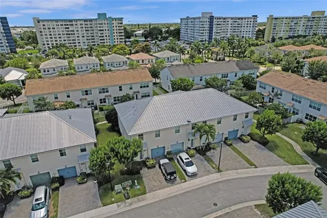 4046 Long Leaf Lane Hollywood FL 33021