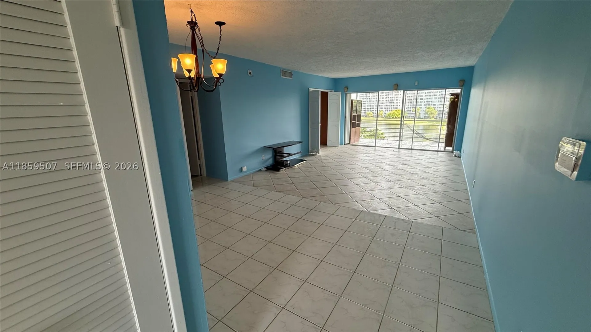 2671 S Course Drive Pompano Beach FL 33069