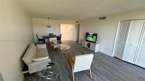 2671 S Course Drive Pompano Beach FL 33069