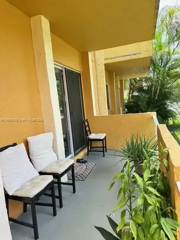 17901 NW 68th Avenue Hialeah FL 33015