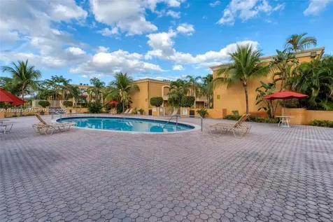 17901 NW 68th Avenue Hialeah FL 33015