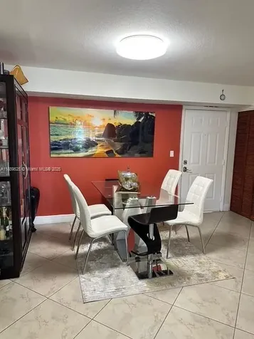 17901 NW 68th Avenue Hialeah FL 33015