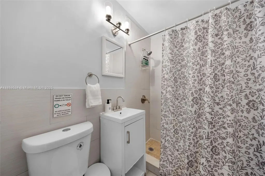 817 SW 12th Street Fort Lauderdale FL 33315