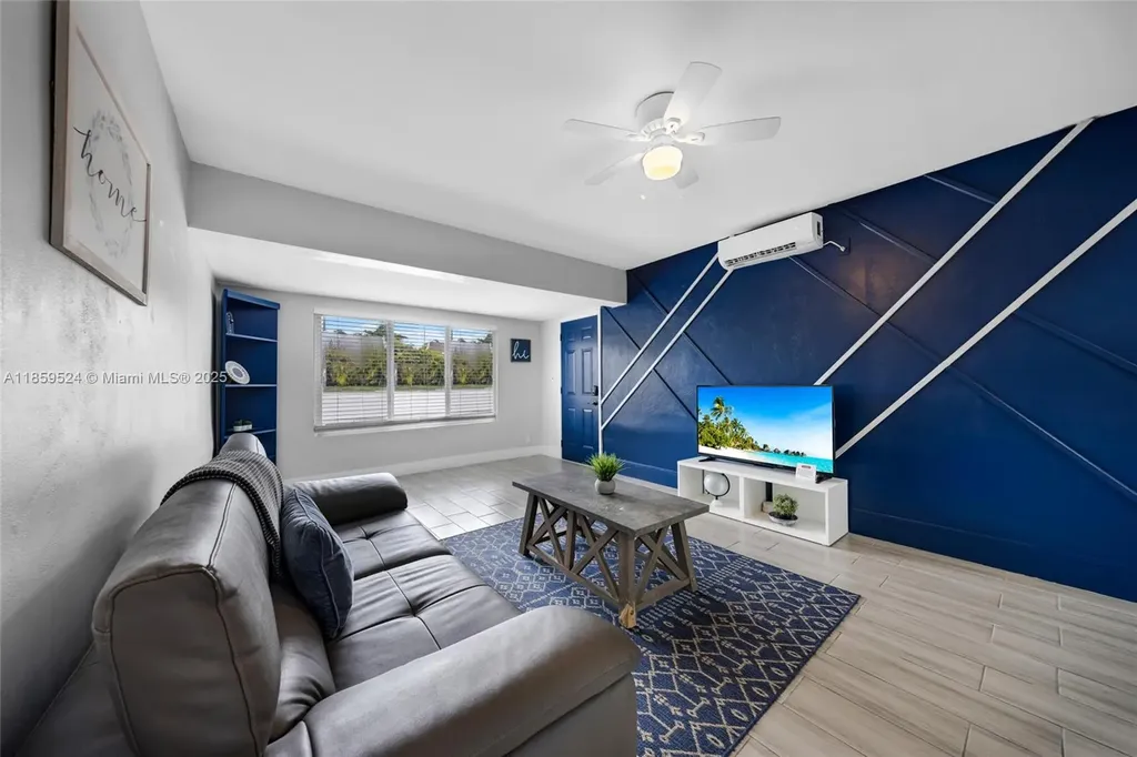 817 SW 12th Street Fort Lauderdale FL 33315