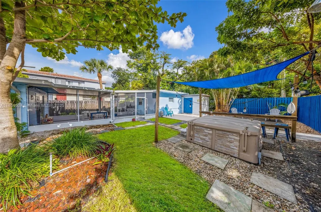 817 SW 12th Street Fort Lauderdale FL 33315