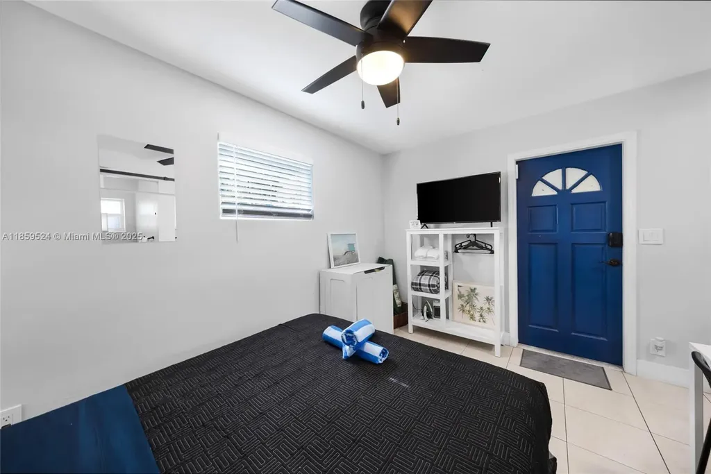 817 SW 12th Street Fort Lauderdale FL 33315