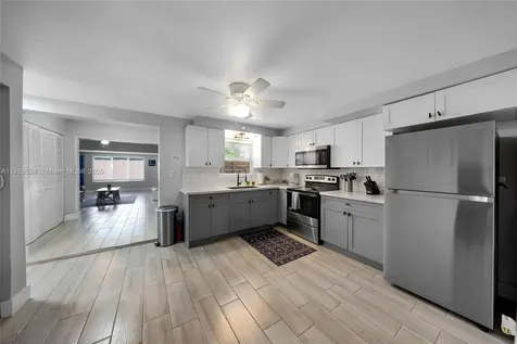 817 SW 12th Street Fort Lauderdale FL 33315