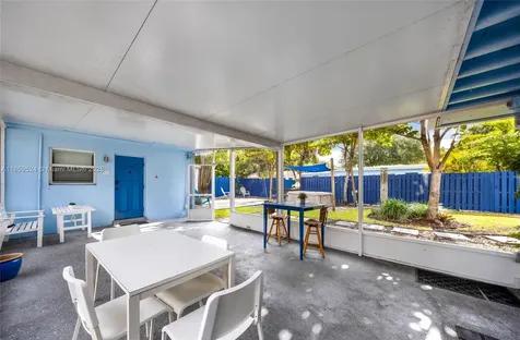 817 SW 12th Street Fort Lauderdale FL 33315