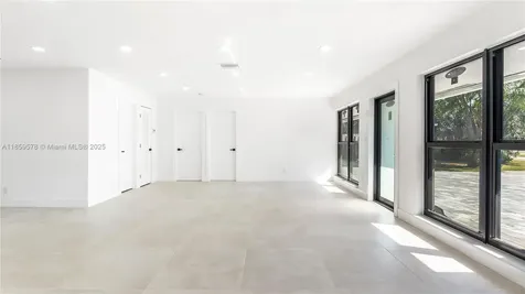 2417 NE 18th Avenue Wilton Manors FL 33305
