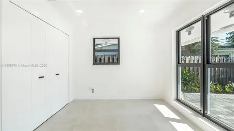 2417 NE 18th Avenue Wilton Manors FL 33305