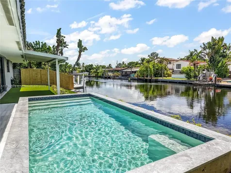 2417 NE 18th Avenue Wilton Manors FL 33305