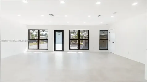2417 NE 18th Avenue Wilton Manors FL 33305