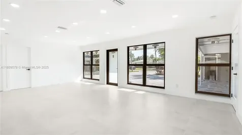 2417 NE 18th Avenue Wilton Manors FL 33305