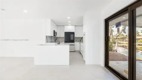 2417 NE 18th Avenue Wilton Manors FL 33305