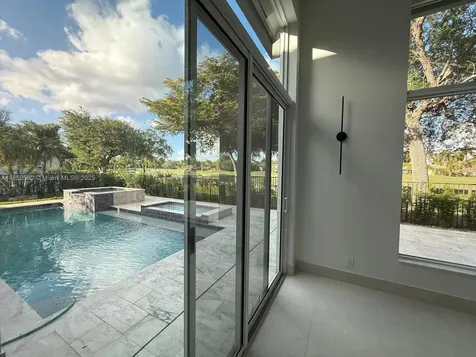 2523 Montclaire Circle Weston FL 33327
