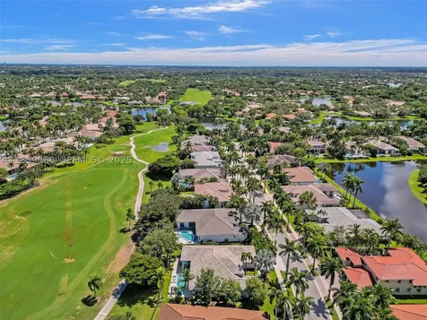 2523 Montclaire Circle Weston FL 33327