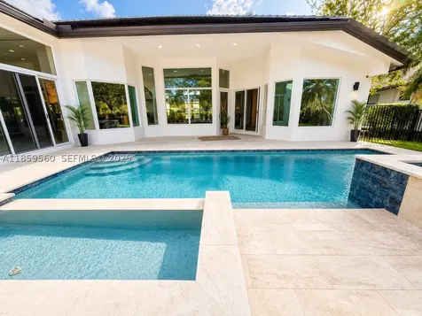 2523 Montclaire Circle Weston FL 33327