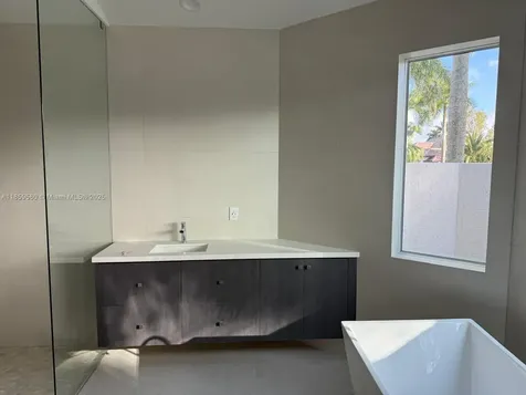 2523 Montclaire Circle Weston FL 33327