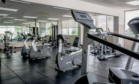 5601 Collins Avenue Miami Beach FL 33140