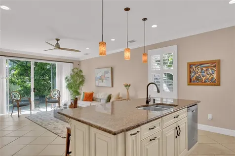 322 SW 184th Way Pembroke Pines FL 33029
