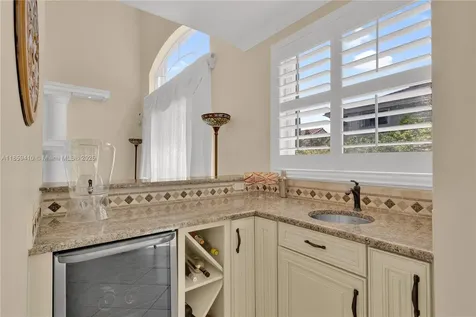 322 SW 184th Way Pembroke Pines FL 33029