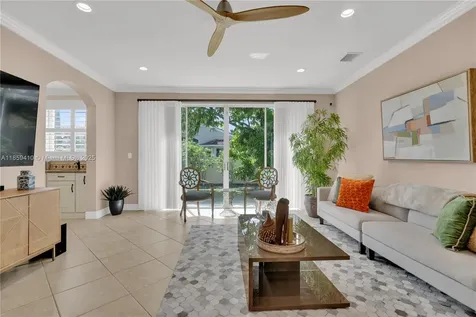 322 SW 184th Way Pembroke Pines FL 33029