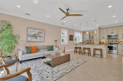 322 SW 184th Way Pembroke Pines FL 33029