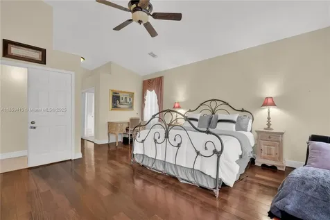322 SW 184th Way Pembroke Pines FL 33029