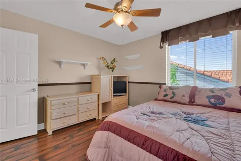322 SW 184th Way Pembroke Pines FL 33029