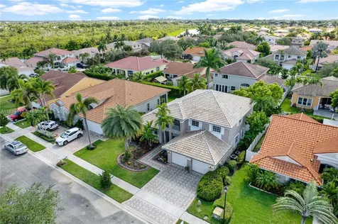 322 SW 184th Way Pembroke Pines FL 33029