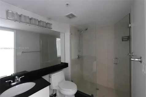 31 SE 5th Street Miami FL 33131