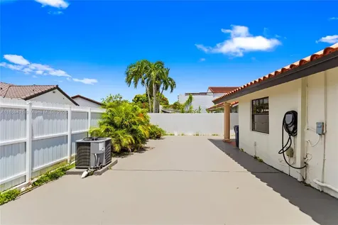 4542 SW 144th Court Miami FL 33175