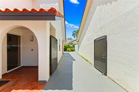 4542 SW 144th Court Miami FL 33175