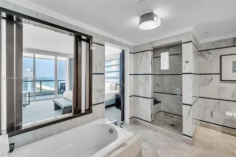 4391 Collins Avenue Miami Beach FL 33140